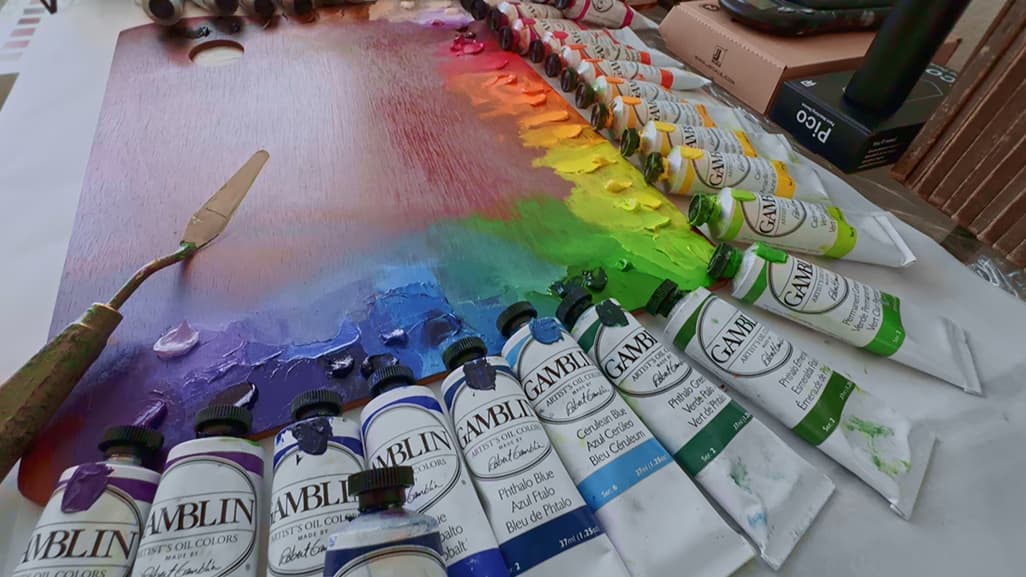 Stiff impastos, gel impastos, and a few more soft paints comprise the range of Gamblin textures. They offer three white colors which can also be used to modify the colors on the palette.