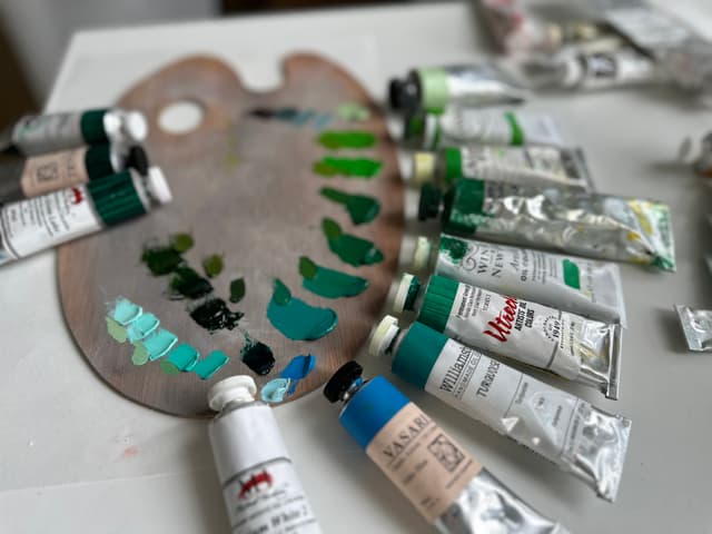 Phthalo Green in a variety of colors 2