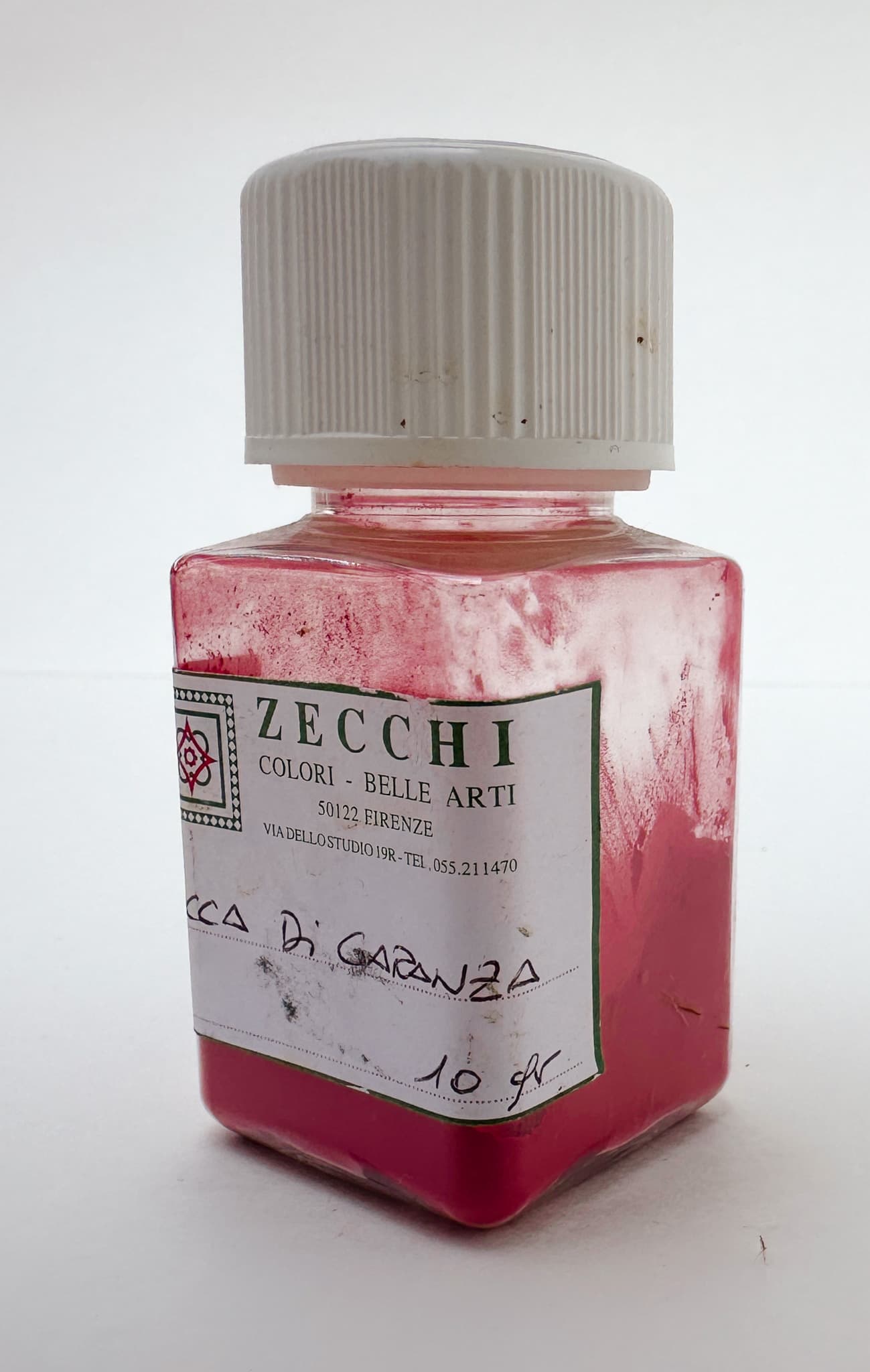 A jar of Genuine Alizarin from Zecchi in Italy, labaled Lacca di Garanza