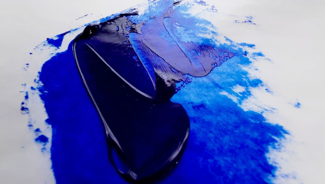Ultramarine Blue Artists Oil Paint bound in Linseed Oil