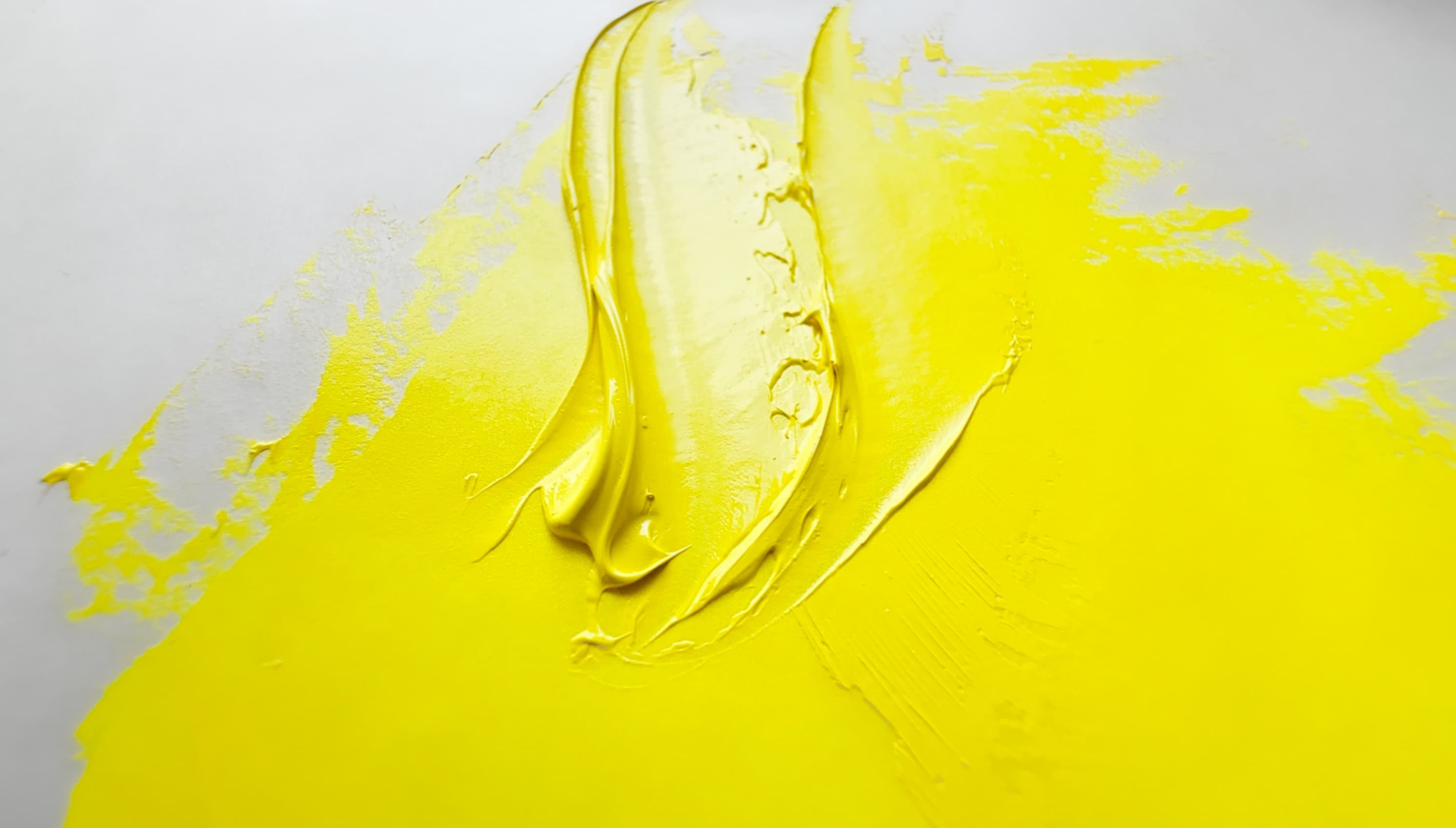 Bright yellow oil paint, PY184