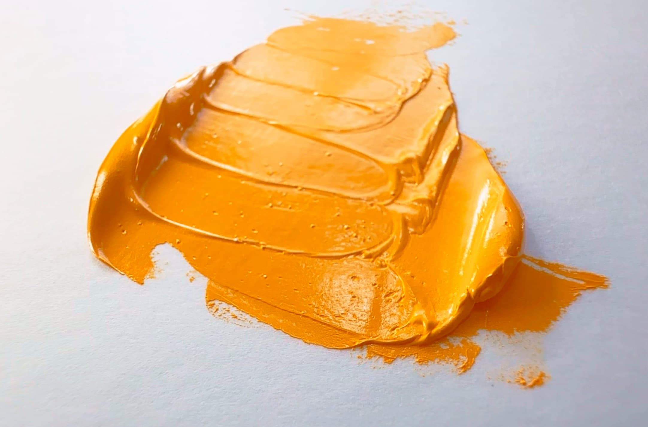 A swoosh of Hansa Yellow, PY65 in oil paint